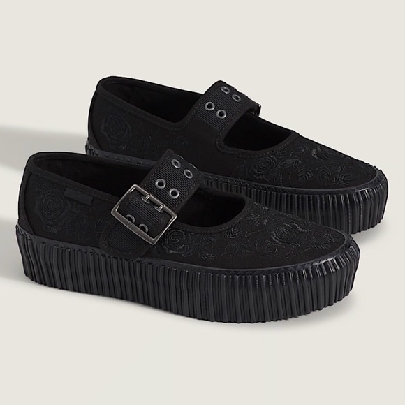 Vans Shoes - VANS Mary-Jane Rose print Creepers Size 9.5 Brand New